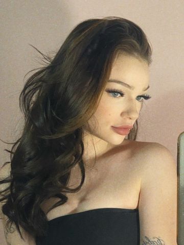 Юлия Вип Реал Новоивановское